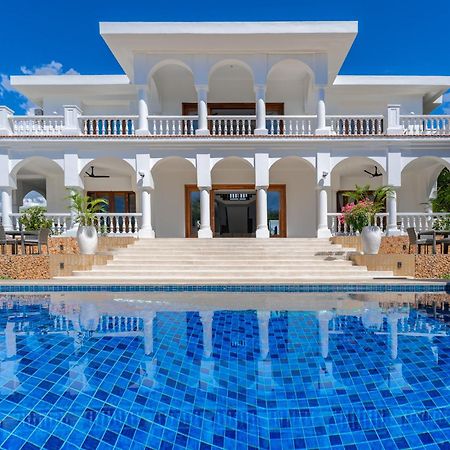 Villa Branca Diani Boutique Luxury & Personalized Service شاطئ دياني المظهر الخارجي الصورة