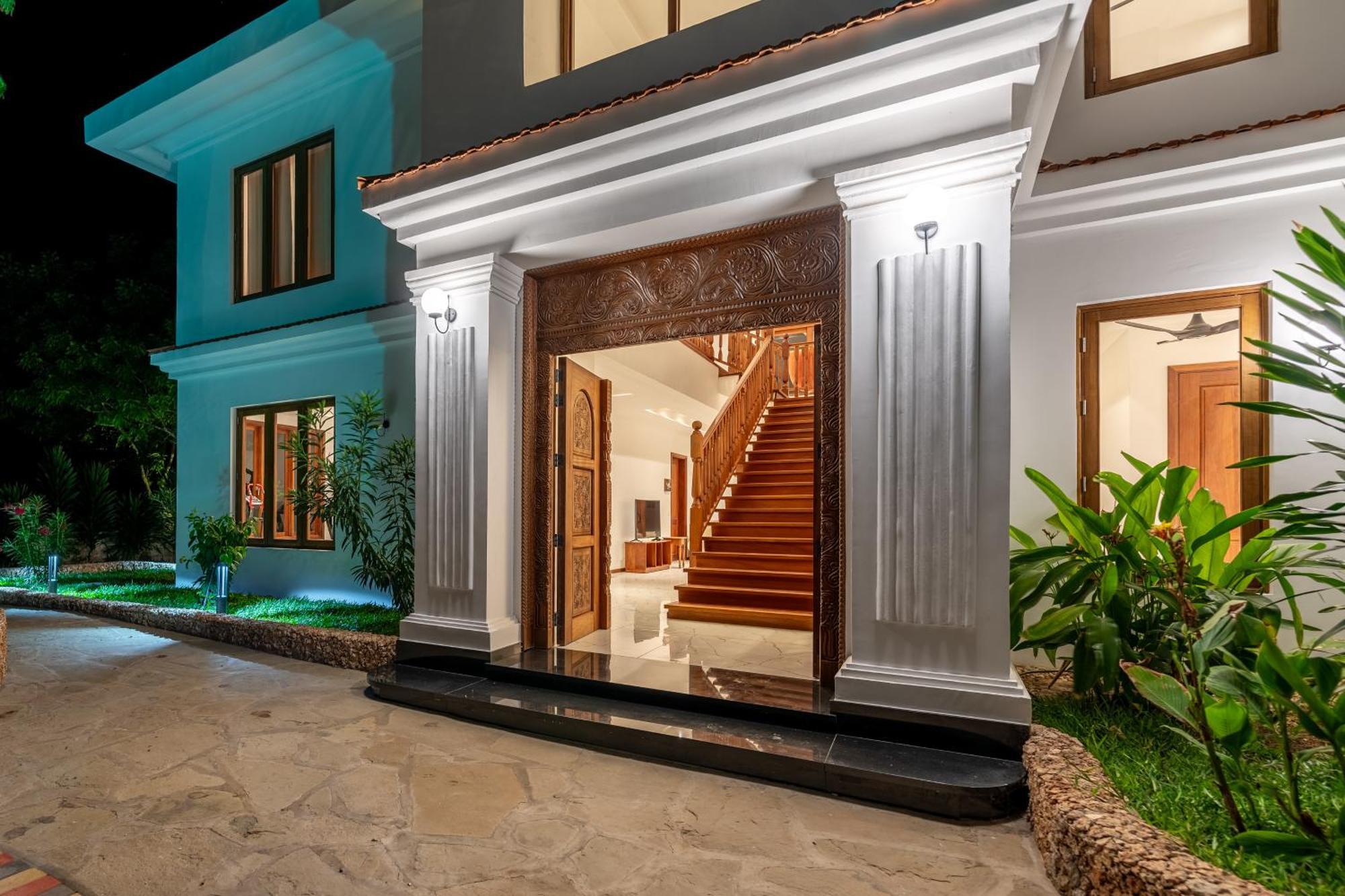 Villa Branca Diani Boutique Luxury & Personalized Service شاطئ دياني المظهر الخارجي الصورة