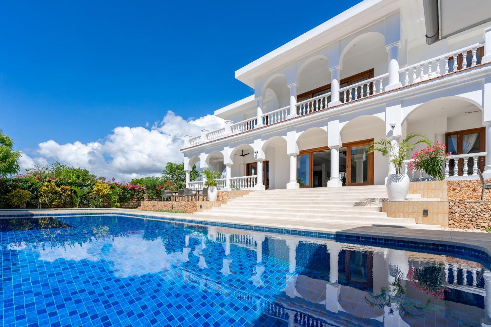 Villa Branca Diani Boutique Luxury & Personalized Service شاطئ دياني المظهر الخارجي الصورة