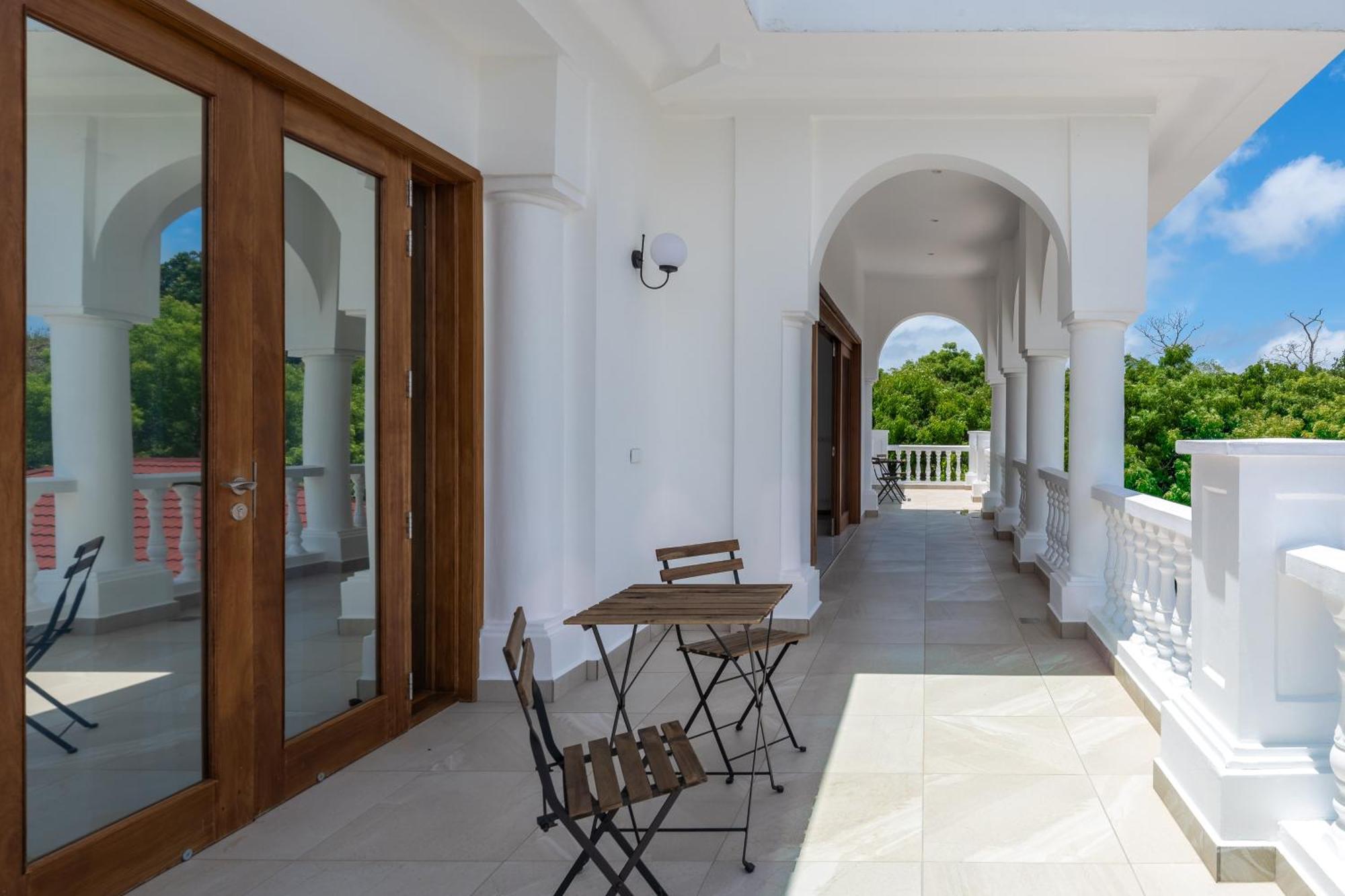 Villa Branca Diani Boutique Luxury & Personalized Service شاطئ دياني المظهر الخارجي الصورة