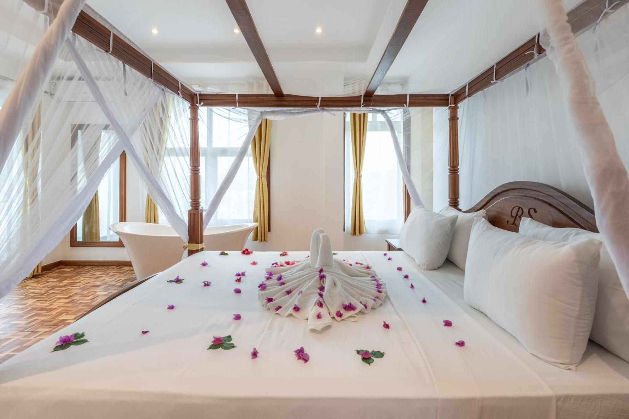 Villa Branca Diani Boutique Luxury & Personalized Service شاطئ دياني المظهر الخارجي الصورة