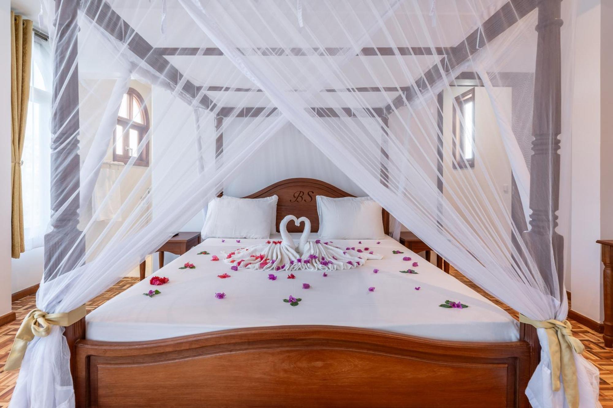 Villa Branca Diani Boutique Luxury & Personalized Service شاطئ دياني المظهر الخارجي الصورة