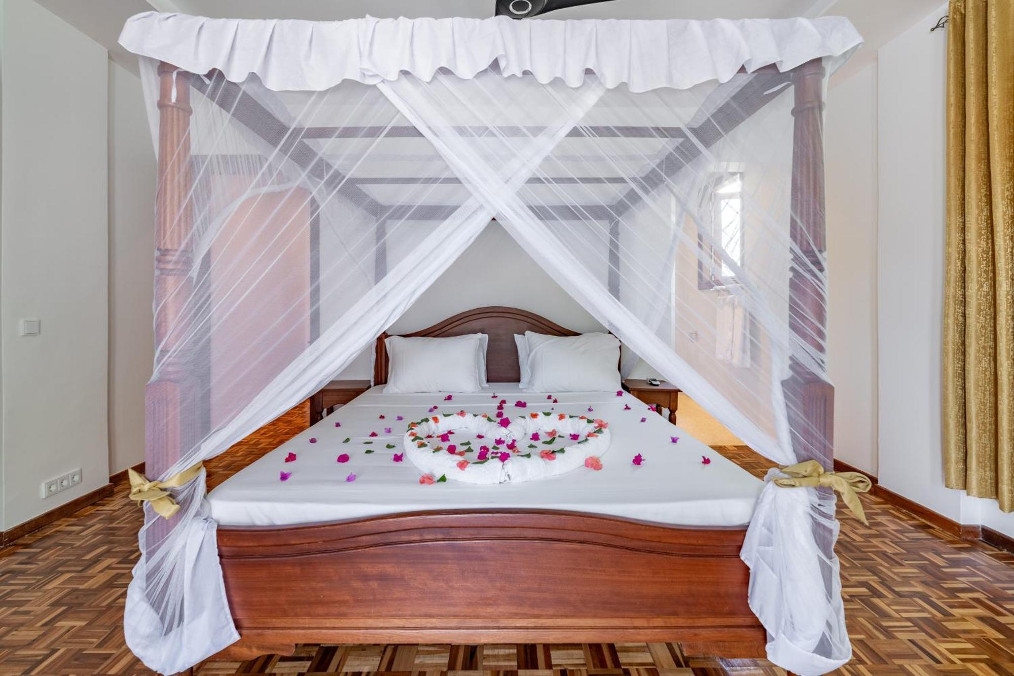 Villa Branca Diani Boutique Luxury & Personalized Service شاطئ دياني المظهر الخارجي الصورة